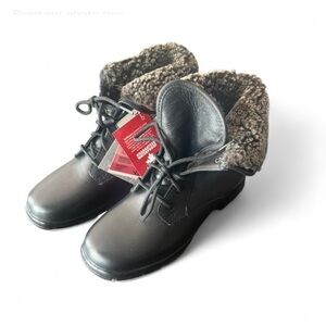 Toe Warmers Black Leather Boots with Fur Lining